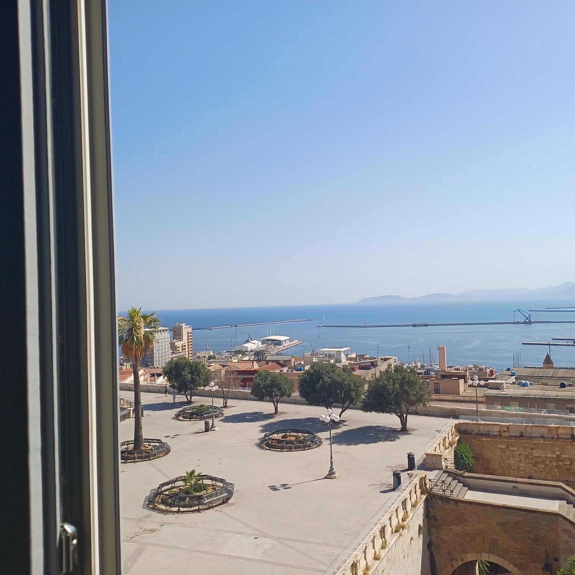 Hotel Palazzo Boyl 1840 à Cagliari Extérieur photo